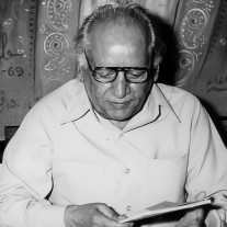 Faiz Ahmed Faiz Image
