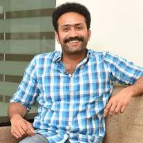 Shine Tom Chacko Image
