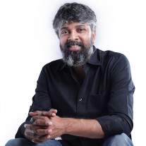 Madhan Karky Image