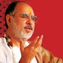 Pujya Bhaishree Rameshbhai Oza Image